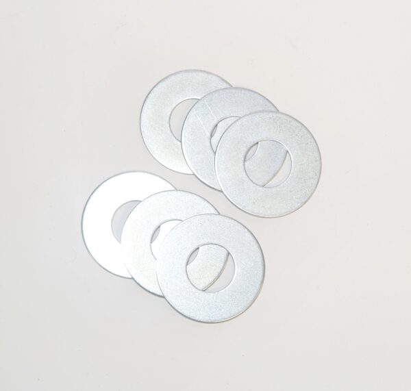 Large washers for pedal rod bearings