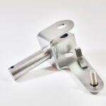 Stub axle LH